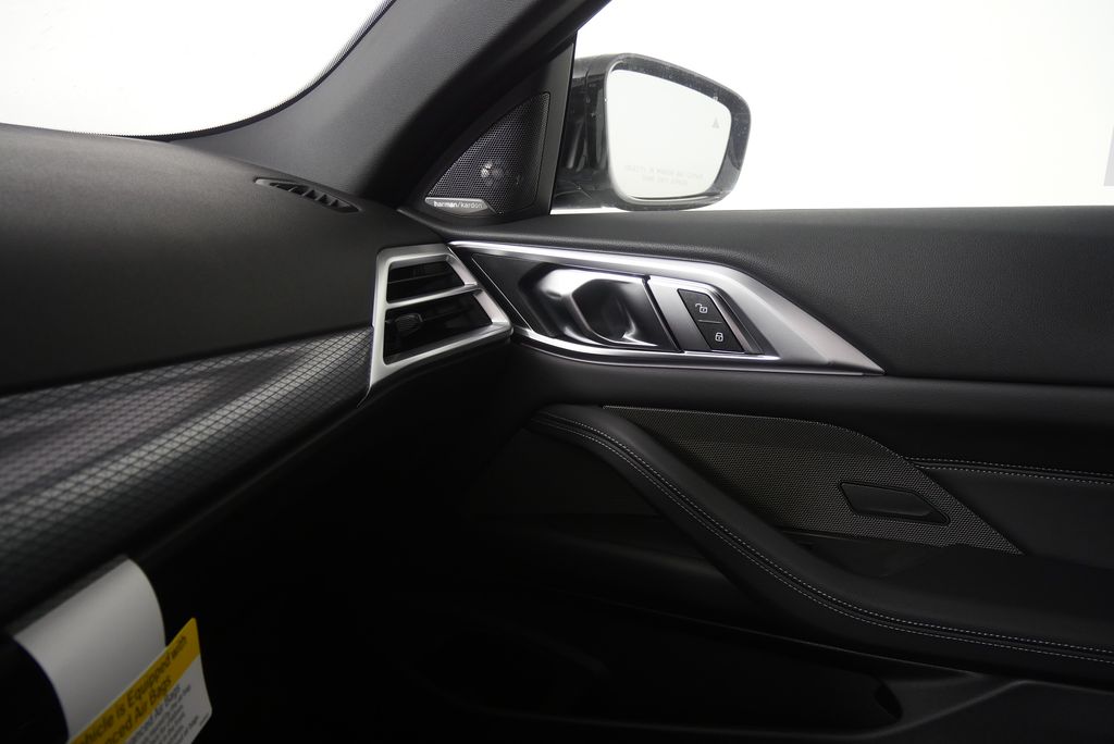 Thumbnail: 2026 BMW 4 Series - 20