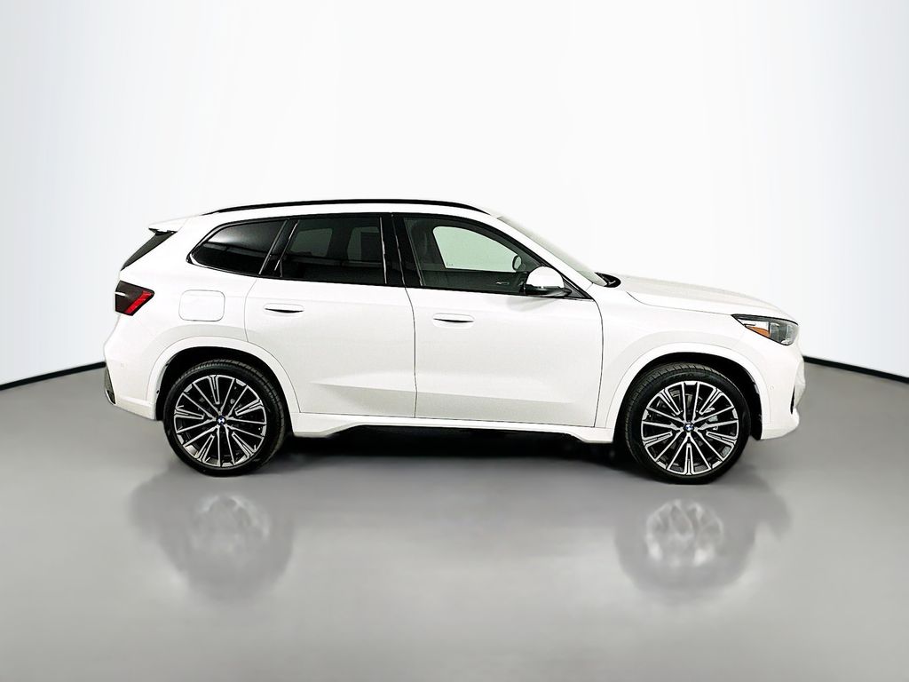 Thumbnail: 2025 BMW X1 - 4