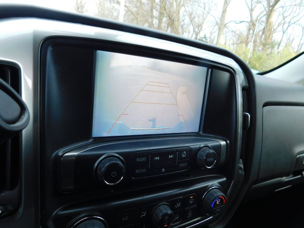 Thumbnail: 2018 Chevrolet Silverado 1500 - 10