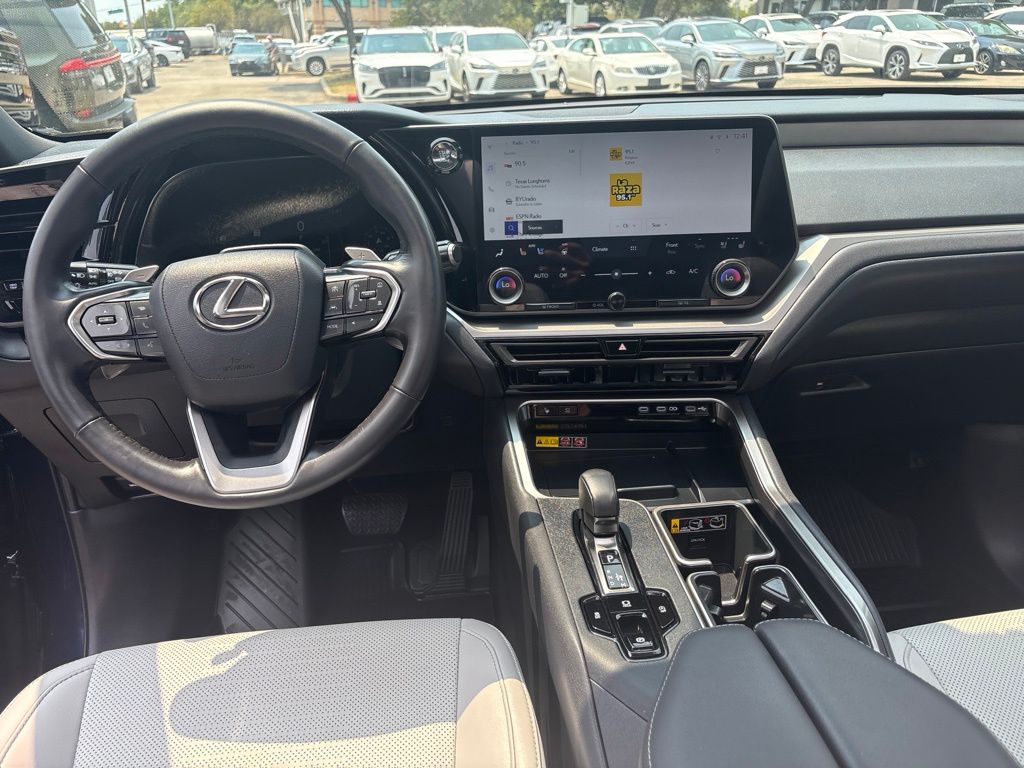 Thumbnail: 2025 Lexus TX - 18