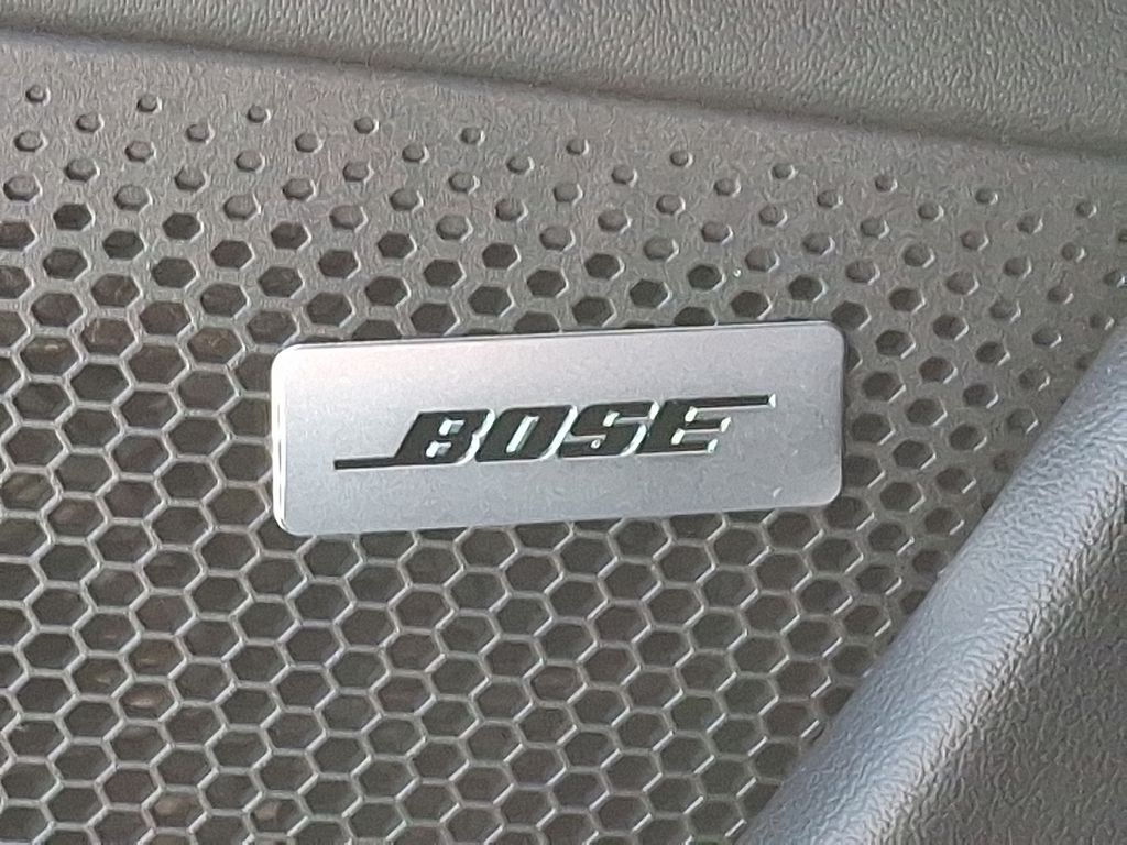 Thumbnail: 2026 Porsche Taycan - 26