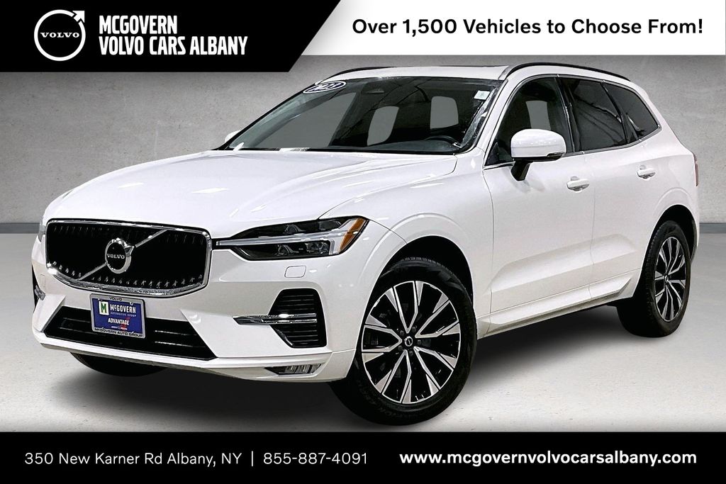 Crystal White Metallic 2023 Volvo XC60 B5 Core AWD SUV / Crossover All-Wheel Drive Automatic