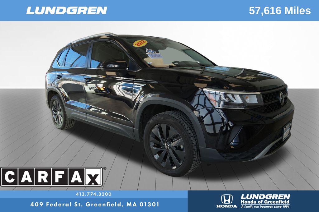 2022 Volkswagen Taos SE's photo