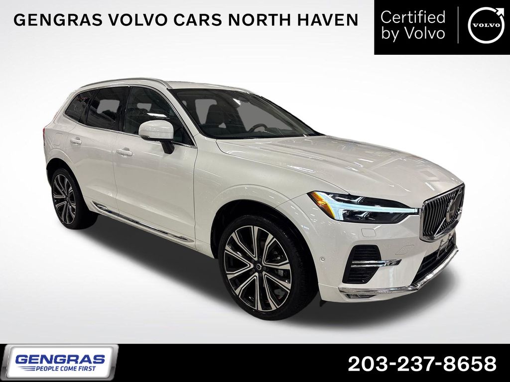Crystal White Metallic 2023 Volvo XC60 SUV / Crossover All-Wheel Drive Automatic
