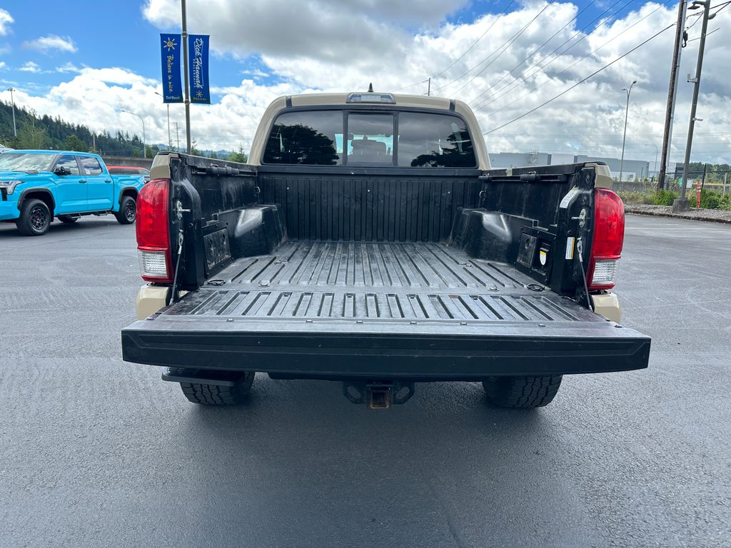 2016 Toyota Tacoma TRD Sport