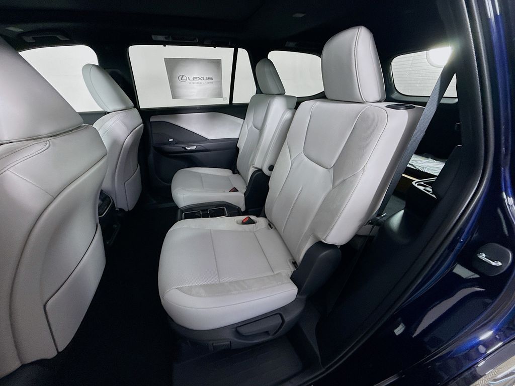 Thumbnail: 2026 Lexus TX - 17