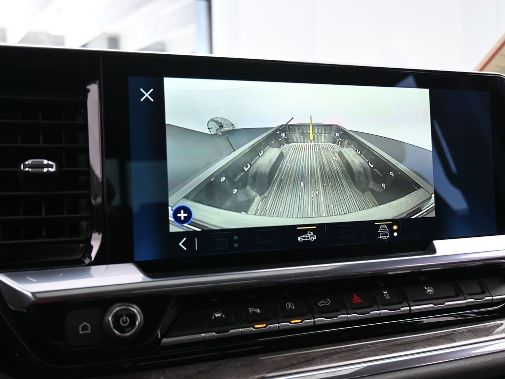 Used 2023 Summit White Chevrolet LTZ image 28