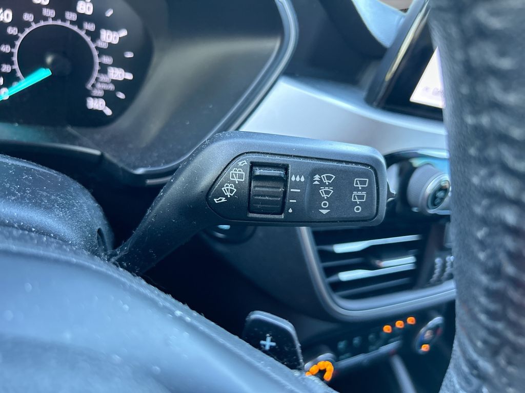 Thumbnail: 2020 Ford Escape - 20