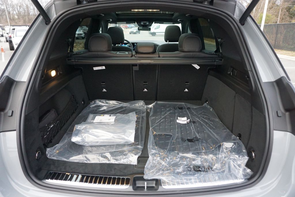 Thumbnail: 2026 Mercedes-Benz GLE - 18