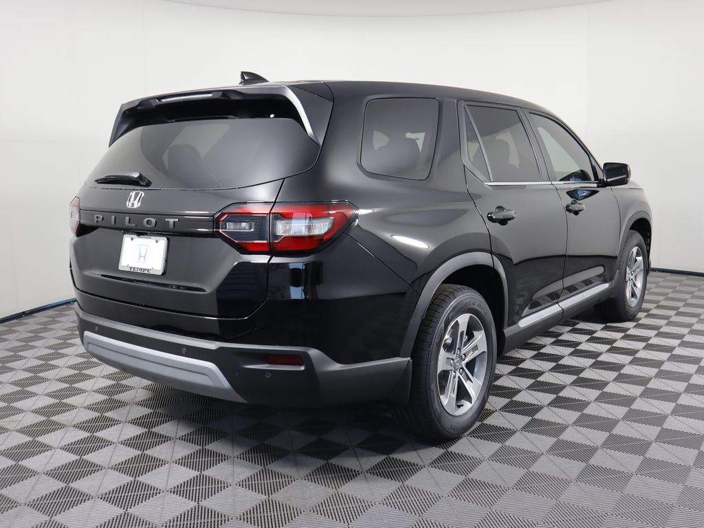 2025 Honda Pilot EX 5