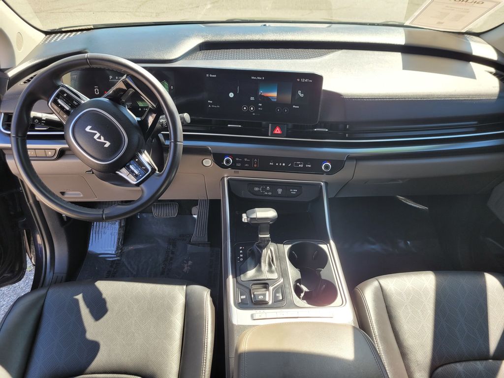 Used 2025 Blue Kia LXS image 15