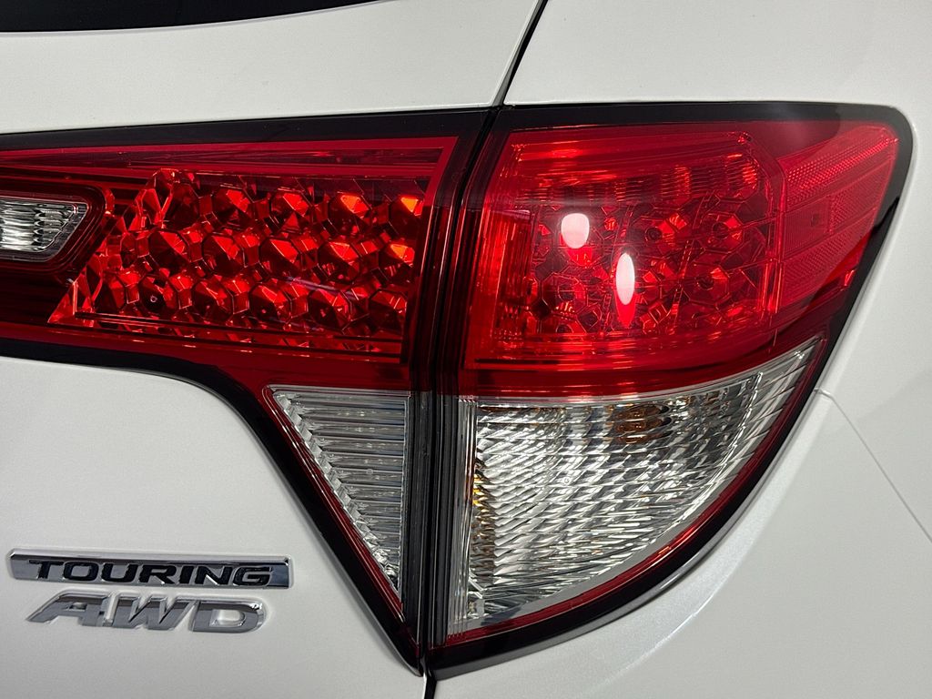 Used Car 2020 Honda Hr-v  Touring For Sale Under $30,000 In Austin, Texas