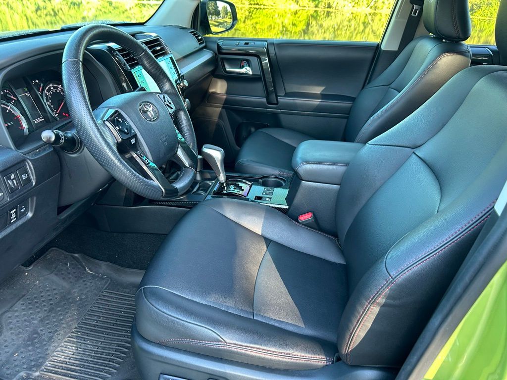 Thumbnail: 2023 Toyota 4Runner - 14
