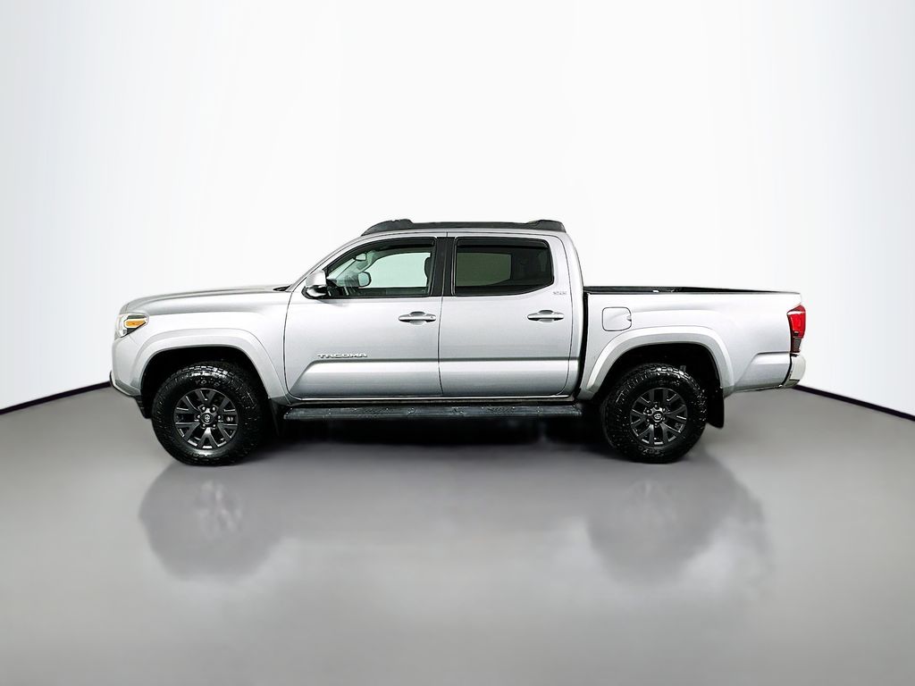 Thumbnail: 2020 Toyota Tacoma - 8