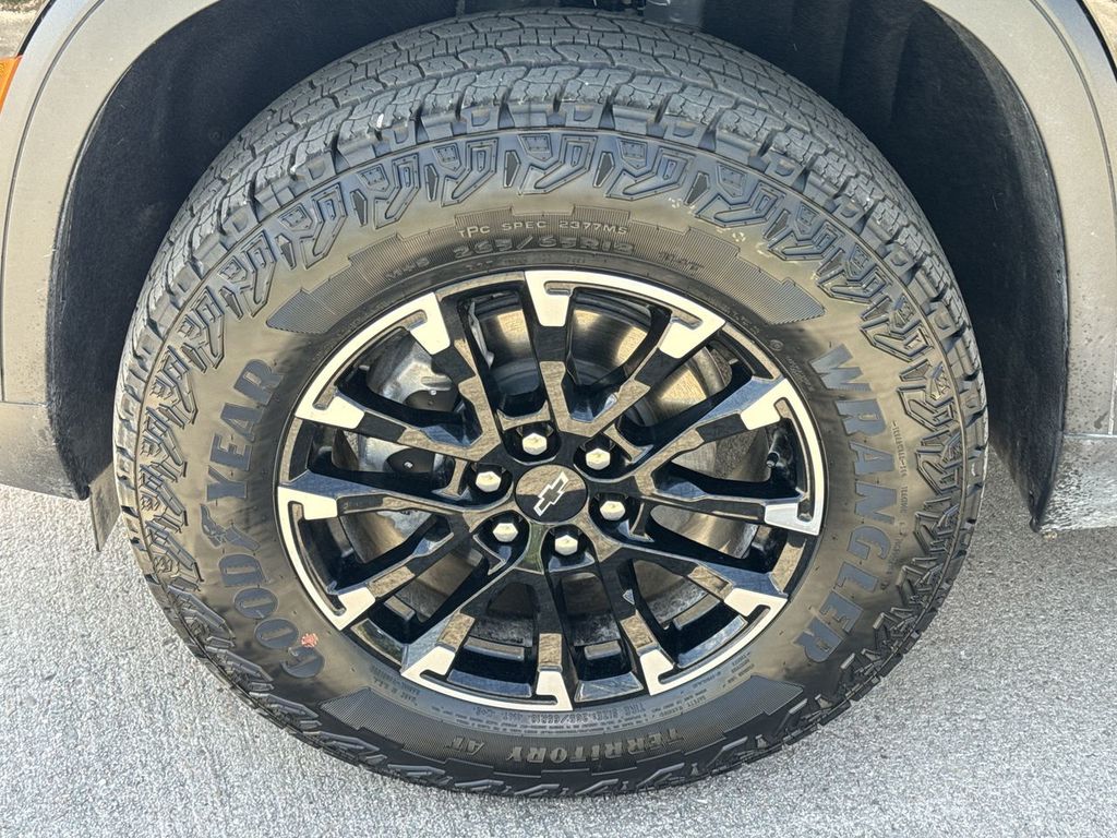 Used 2026 Chevrolet Traverse SUV