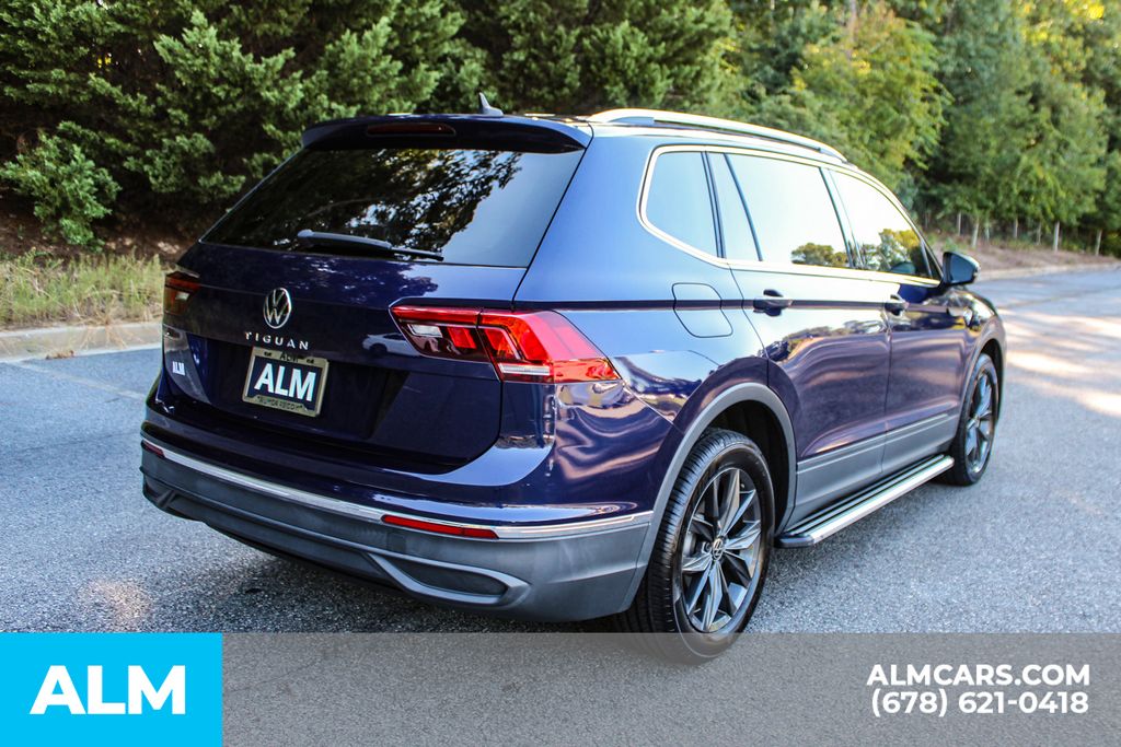 Used 2022 Blue Volkswagen 2.0T SE image 5