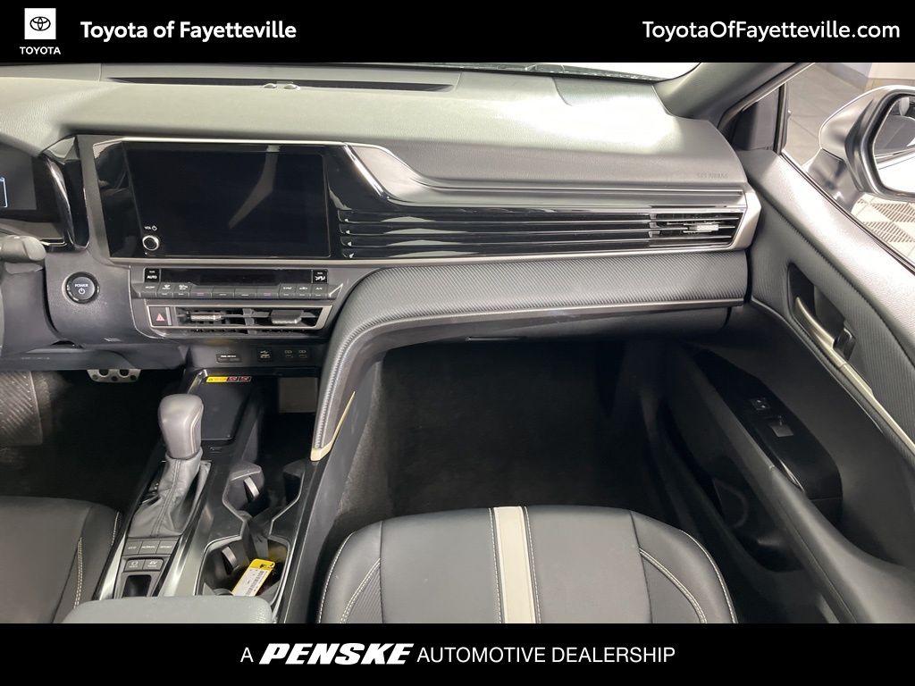 Thumbnail: 2025 Toyota Camry - 18