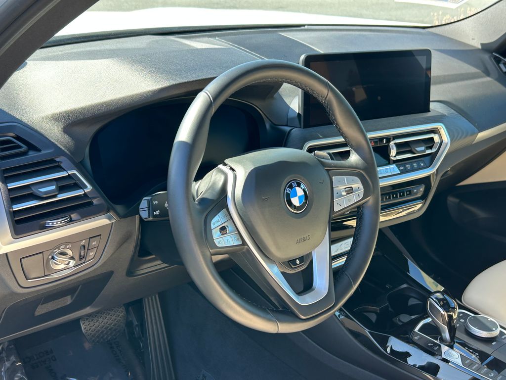 Thumbnail: 2023 BMW X3 - 13