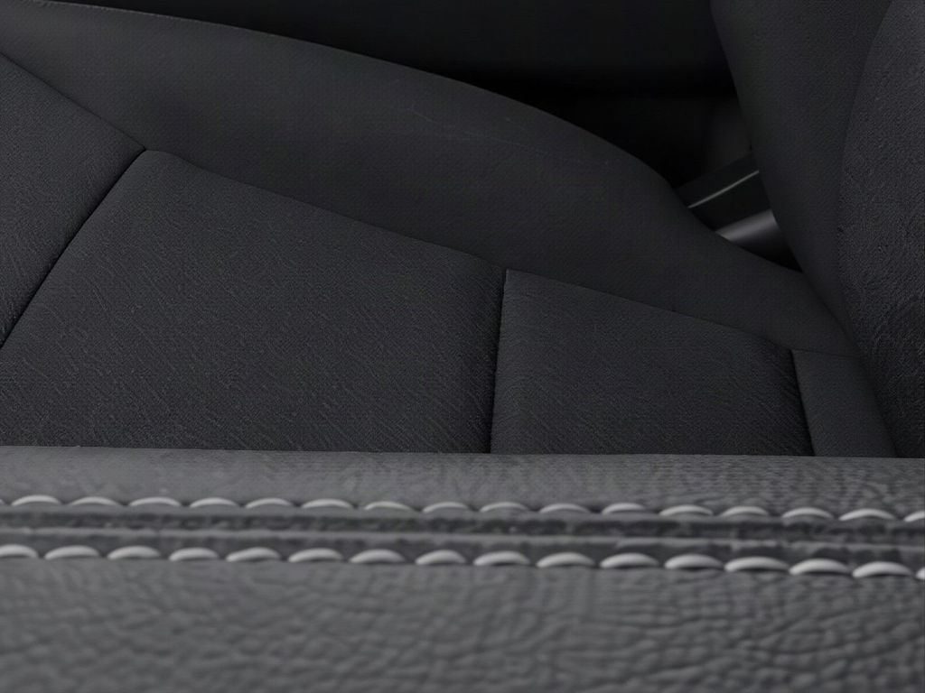 New 2026 White Ford XLT image 20