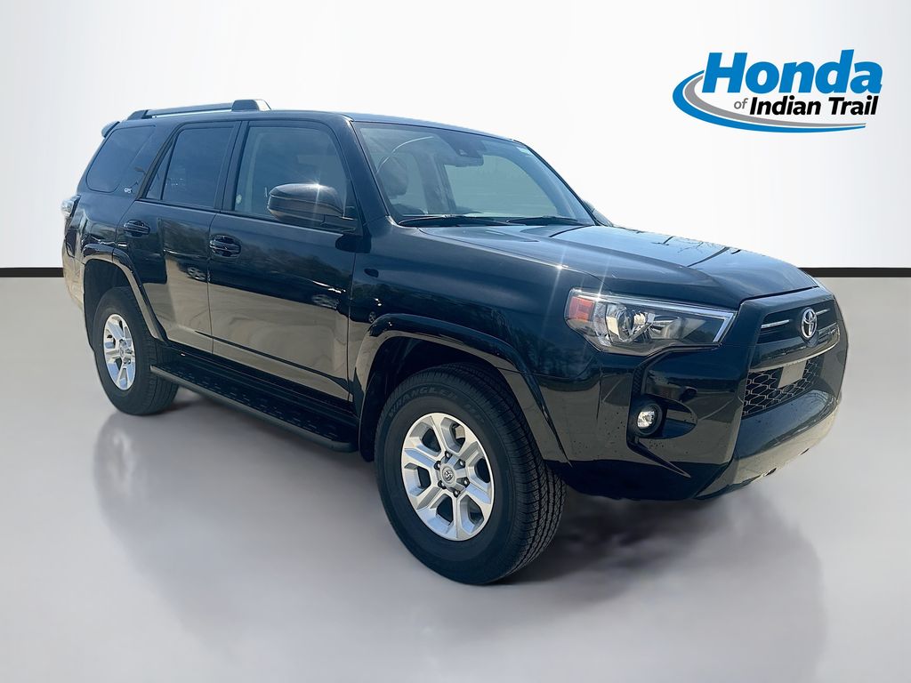2024 Toyota 4Runner SR5 4WD