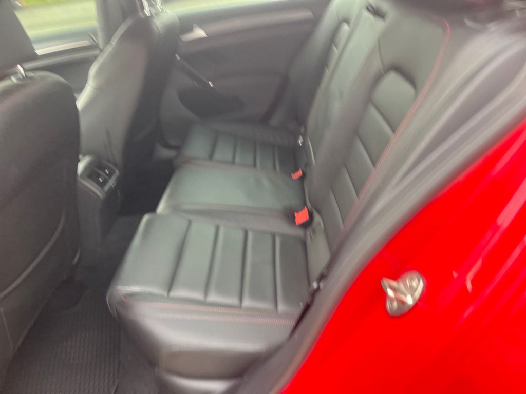 2021 Volkswagen Golf Gti 2.0T SE photo