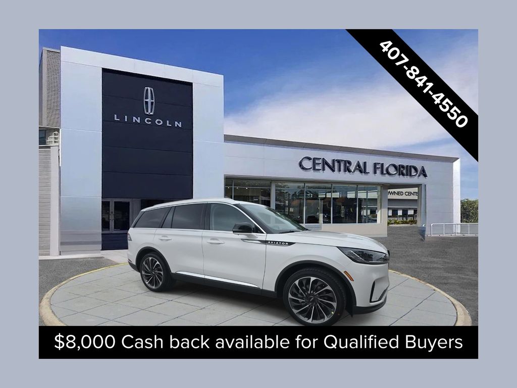 White Metallic 2026 Lincoln Aviator SUV / Crossover Rear-Wheel Drive Automatic