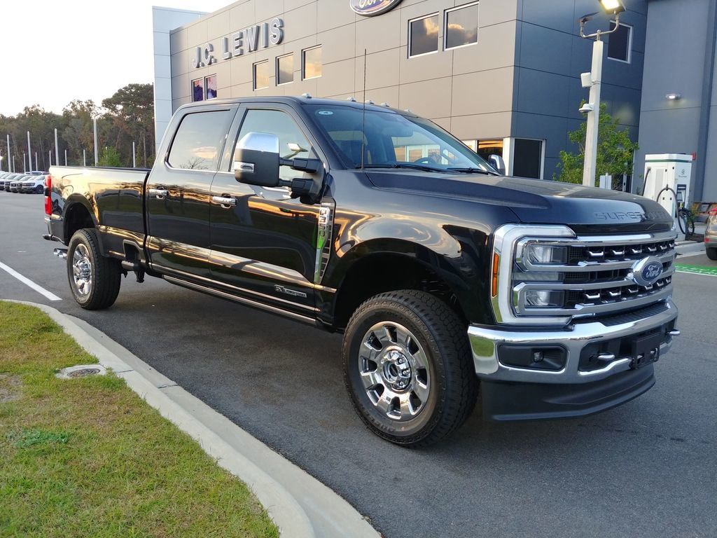 2024 Ford F-350 Super Duty Lariat