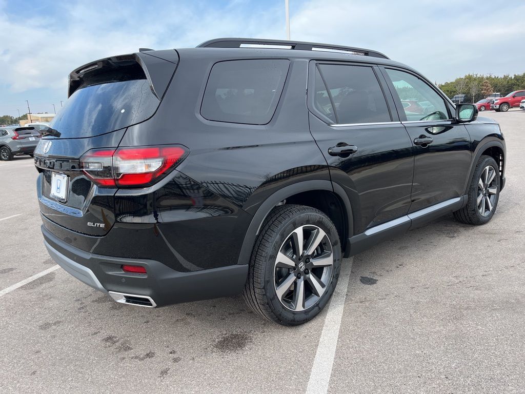 Thumbnail: 2025 Honda Pilot - 3