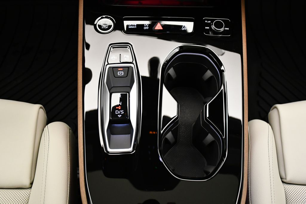 Thumbnail: 2025 Audi A5 - 27