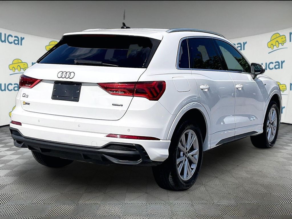 2023 Audi Q3 — photo 6