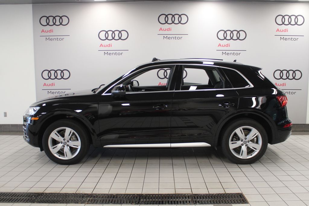 Thumbnail: 2019 Audi Q5 - 3