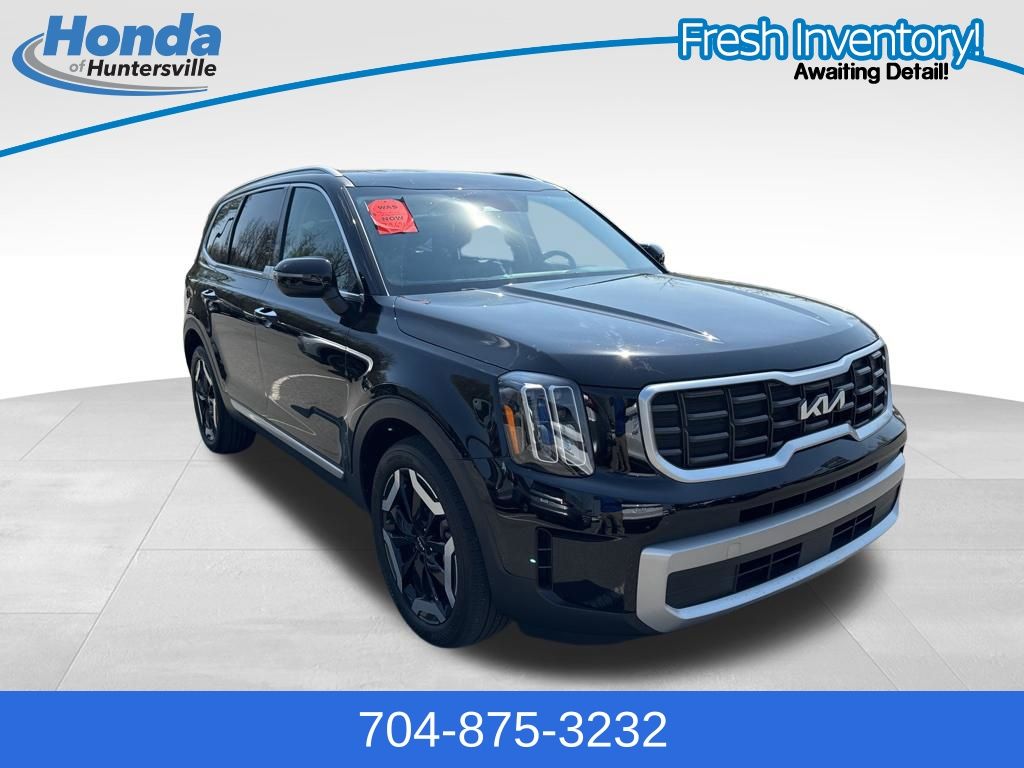 Ebony Black 2023 Kia Telluride S AWD SUV / Crossover All-Wheel Drive 8-Speed Automatic
