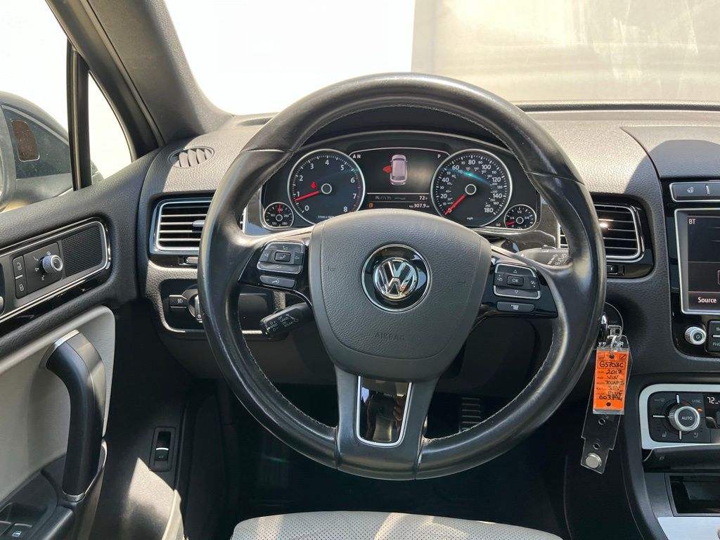 Used Car 2017 Volkswagen Touareg  V6 For Sale Under $20,000 In Georgetown, Texas