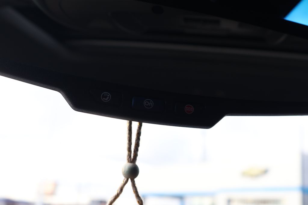 Thumbnail: 2017 Chevrolet Silverado 1500 - 32