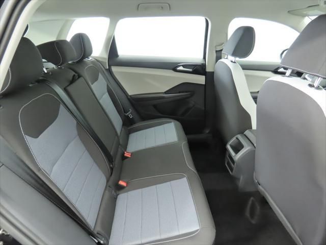 Thumbnail: 2026 Volkswagen Taos - 22