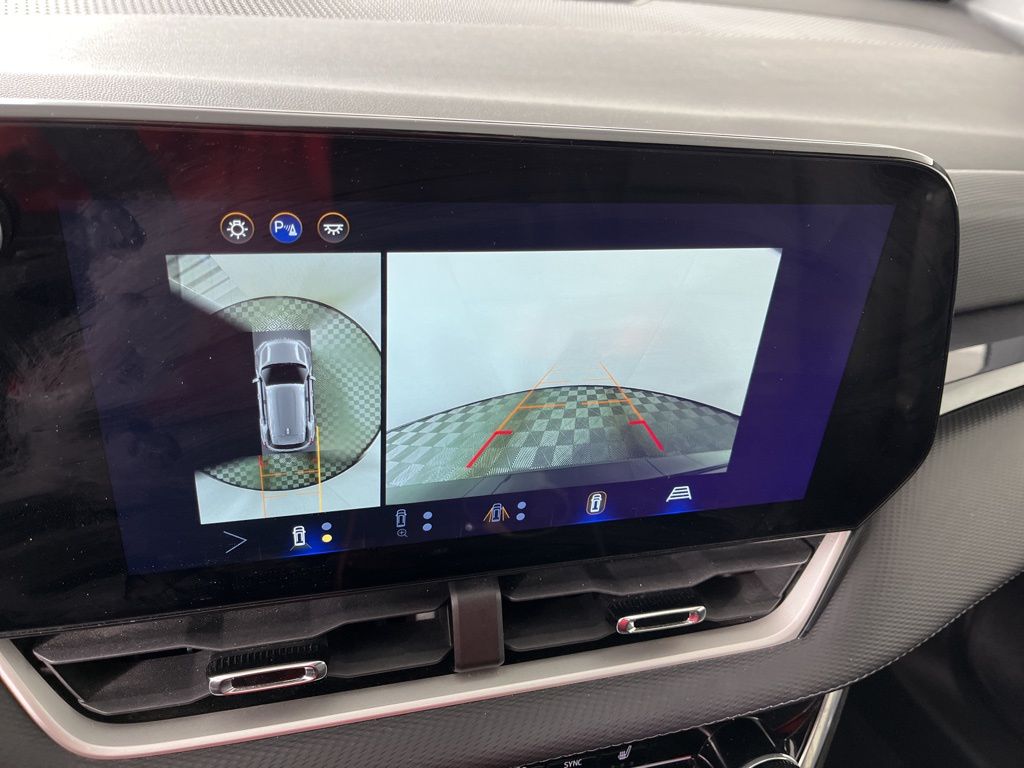 Thumbnail: 2025 Chevrolet Equinox - 28