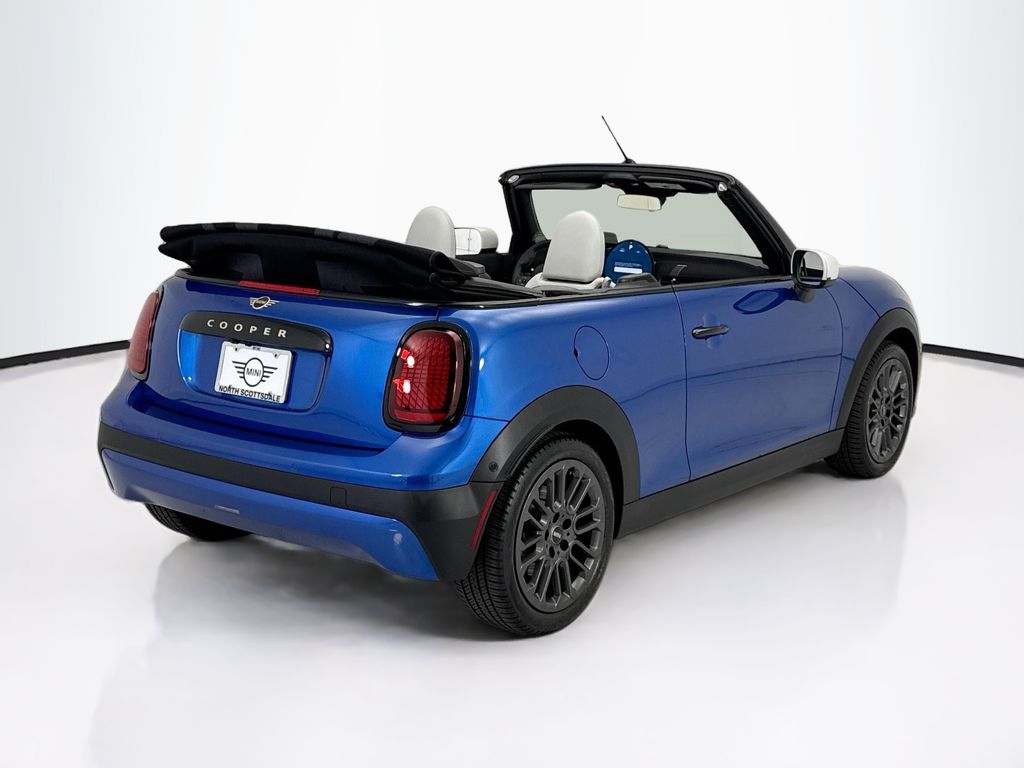 Thumbnail: 2026 MINI Cooper - 9