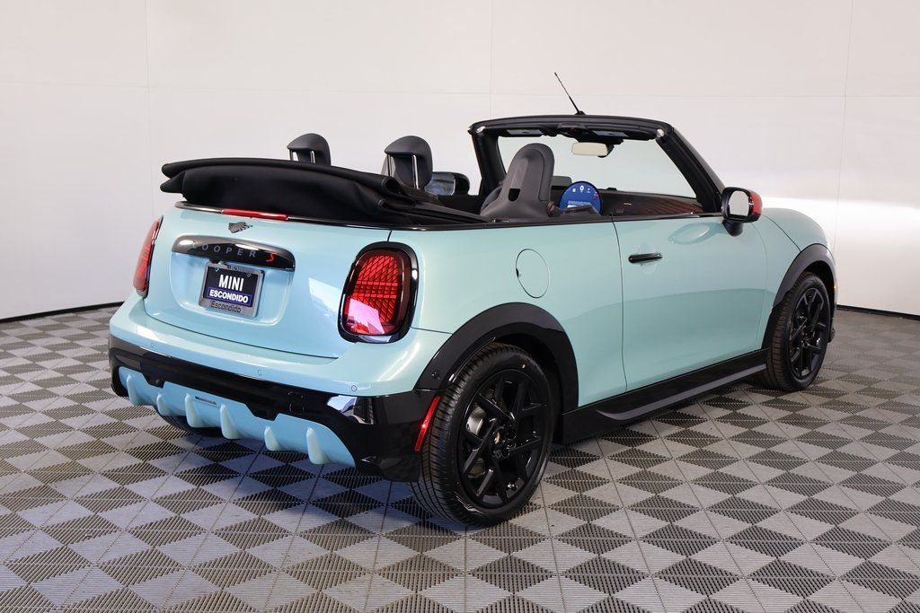 Thumbnail: 2026 MINI Cooper - 4