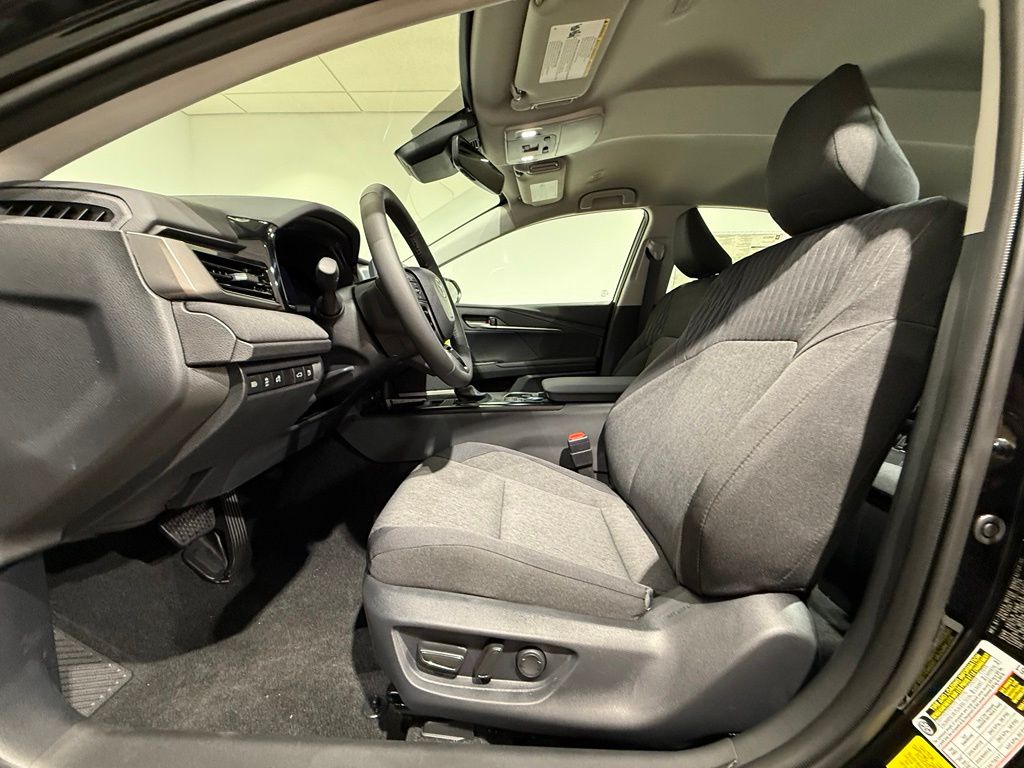Thumbnail: 2026 Toyota Camry - 12