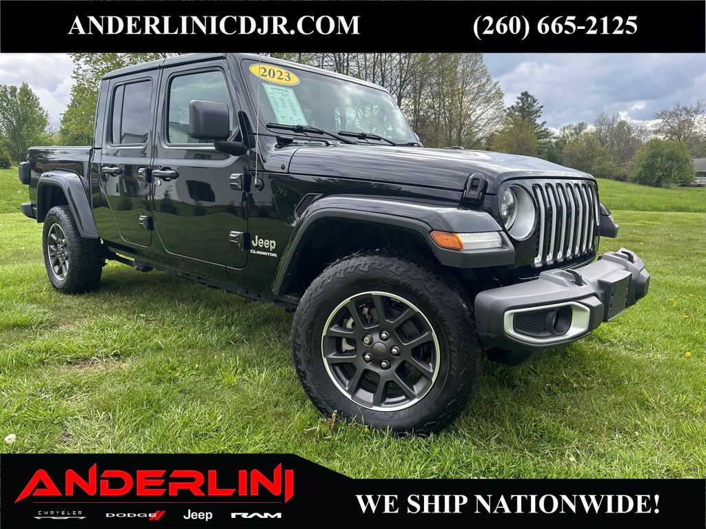 2023 Jeep Gladiator Negro (Black Clearcoat) Camioneta Todo terreno 8 velocidades Automática