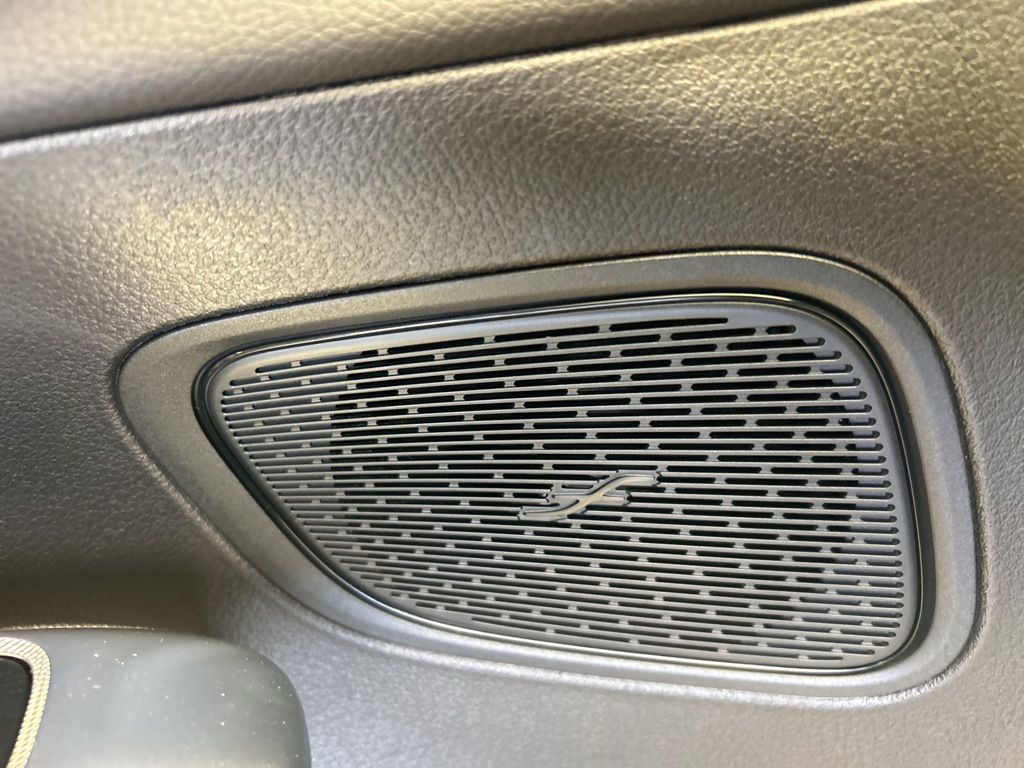 Thumbnail: 2026 Mercedes-Benz GLC - 22