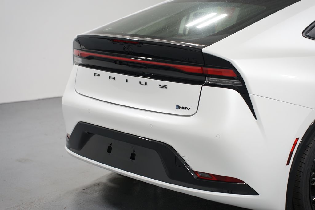 Thumbnail: 2026 Toyota Prius - 9