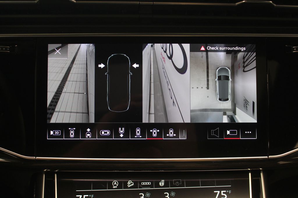 Thumbnail: 2026 Audi Q8 - 26