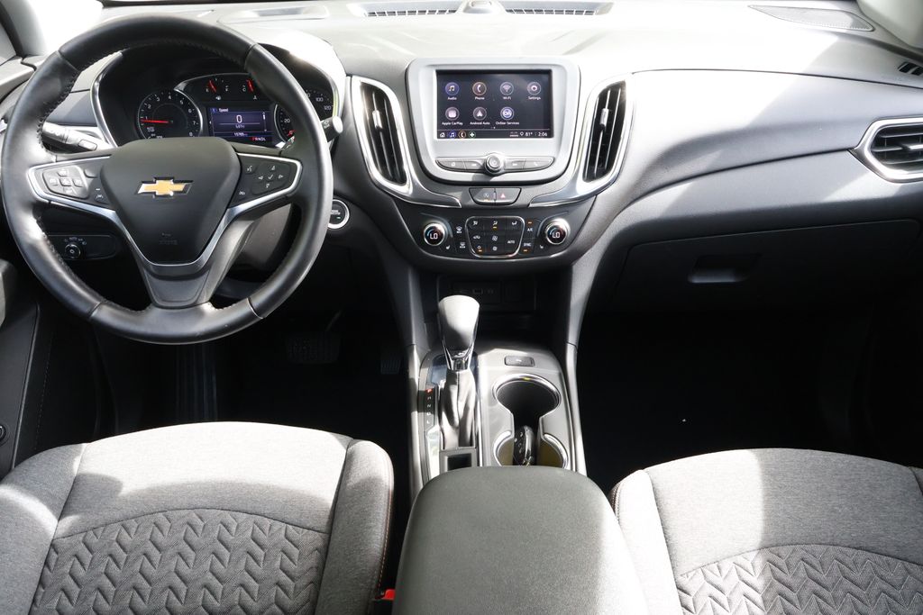 Thumbnail: 2022 Chevrolet Equinox - 16