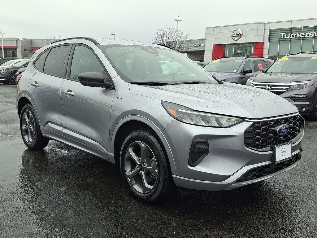 Thumbnail: 2024 Ford Escape - 3