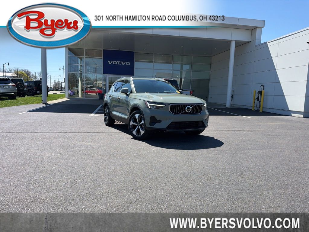 Sage Green Metallic 2024 Volvo XC40 SUV / Crossover Automatic