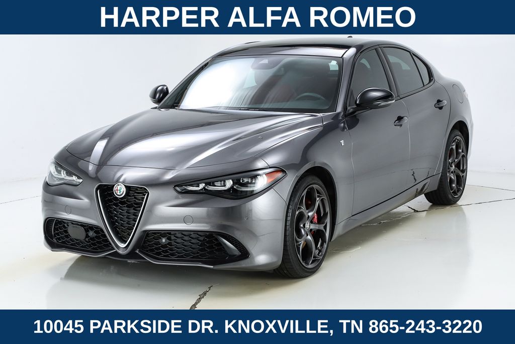 Vesuvio Gray Metallic 2024 Alfa Romeo Giulia Sedan All-Wheel Drive 8-Speed Automatic