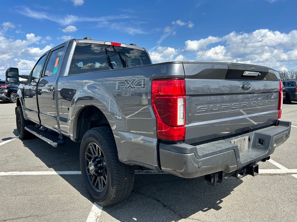 Gray 2021 Ford F-250 Super Duty Lariat Crew Cab 4WD Pickup Truck Four-Wheel Drive Automatic