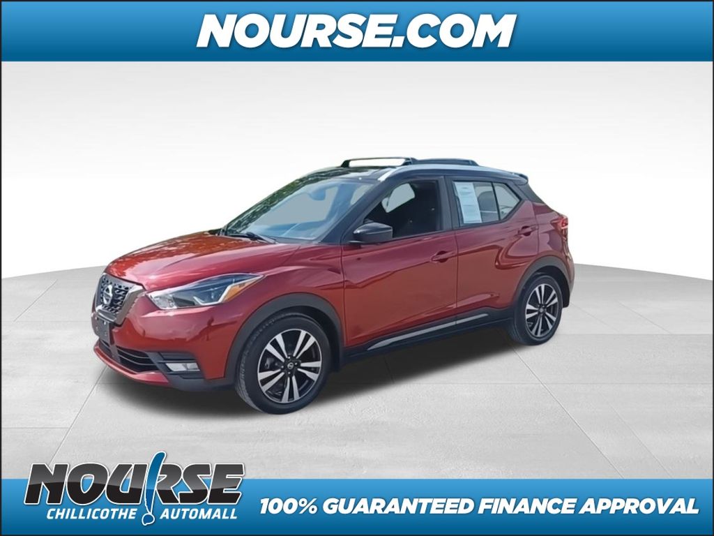 2020 Nissan Kicks SR photo