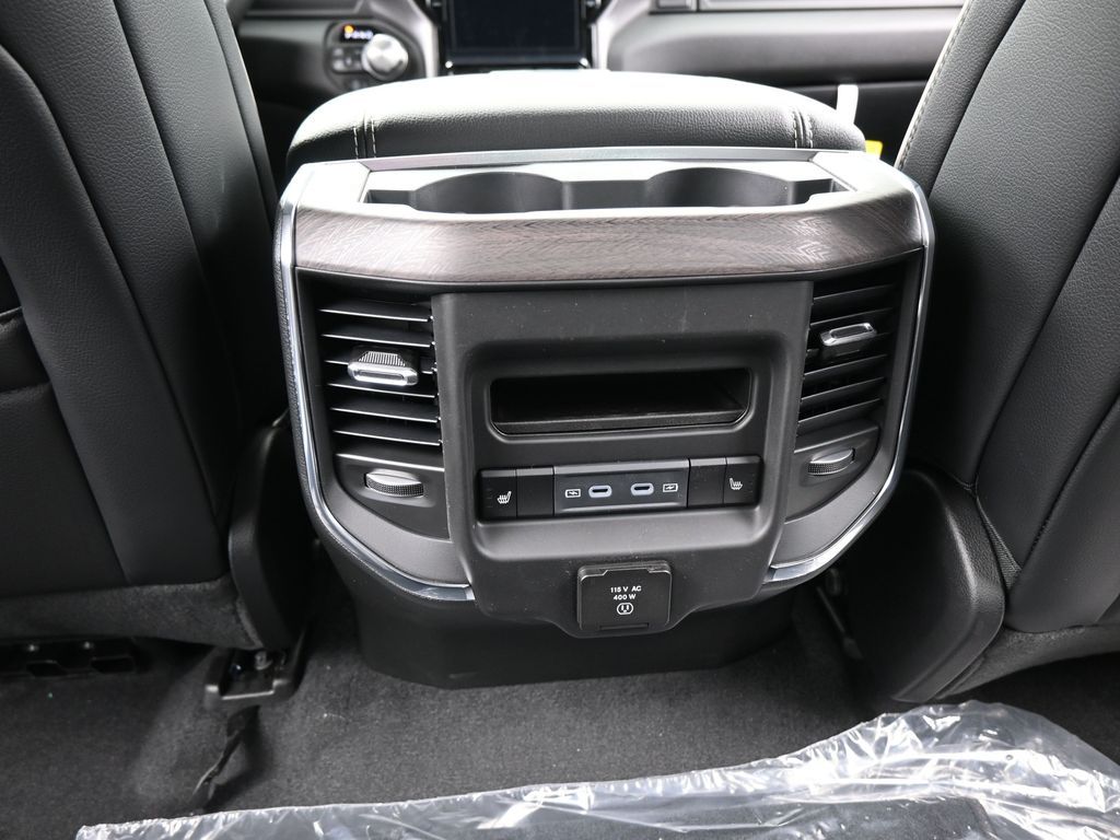 New 2026 Granite Crystal Metallic Clearcoat Ram Laramie image 33
